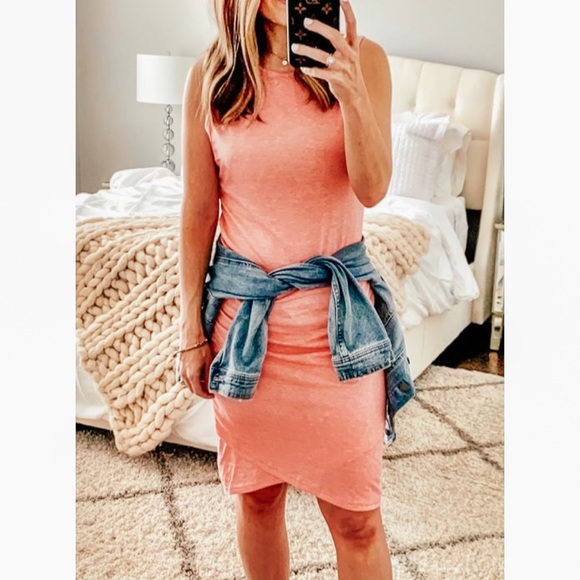 Dresses & Skirts - pink ruched bodycon tank dress